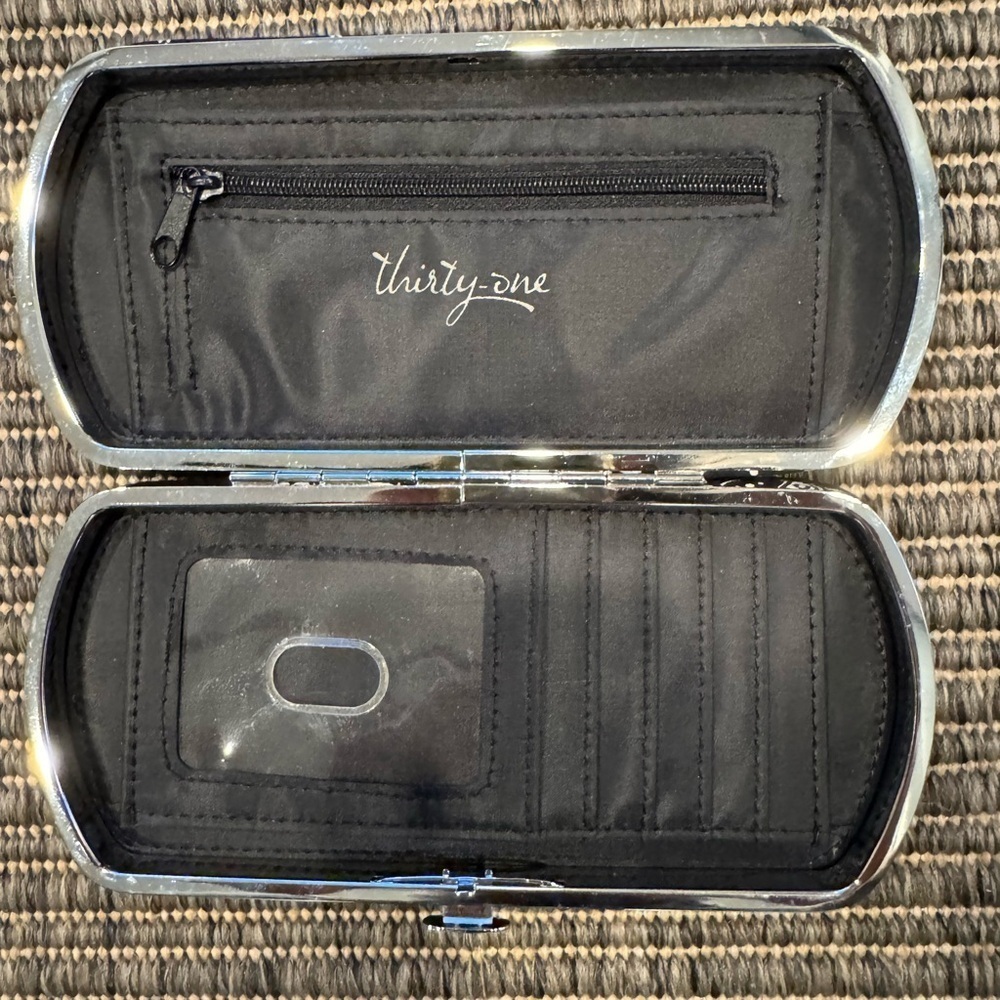 Thirty-One Elegant Black Wallet